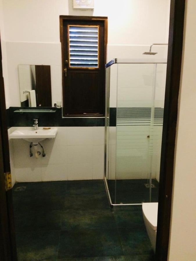 Sunrise Palace Negombo Dış mekan fotoğraf