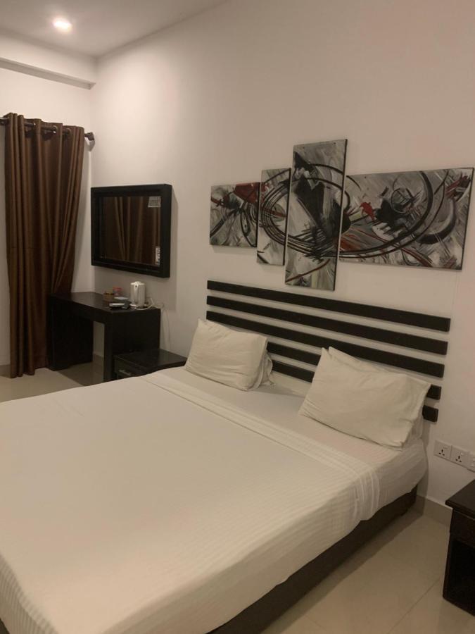 Sunrise Palace Negombo Dış mekan fotoğraf