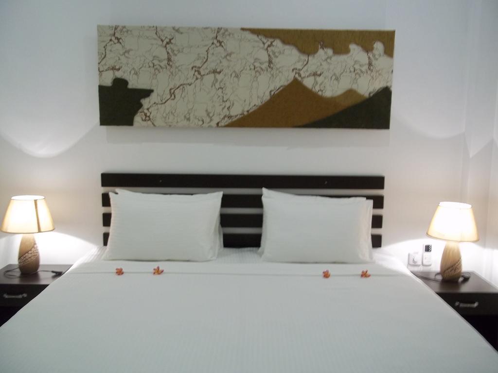 Sunrise Palace Negombo Dış mekan fotoğraf