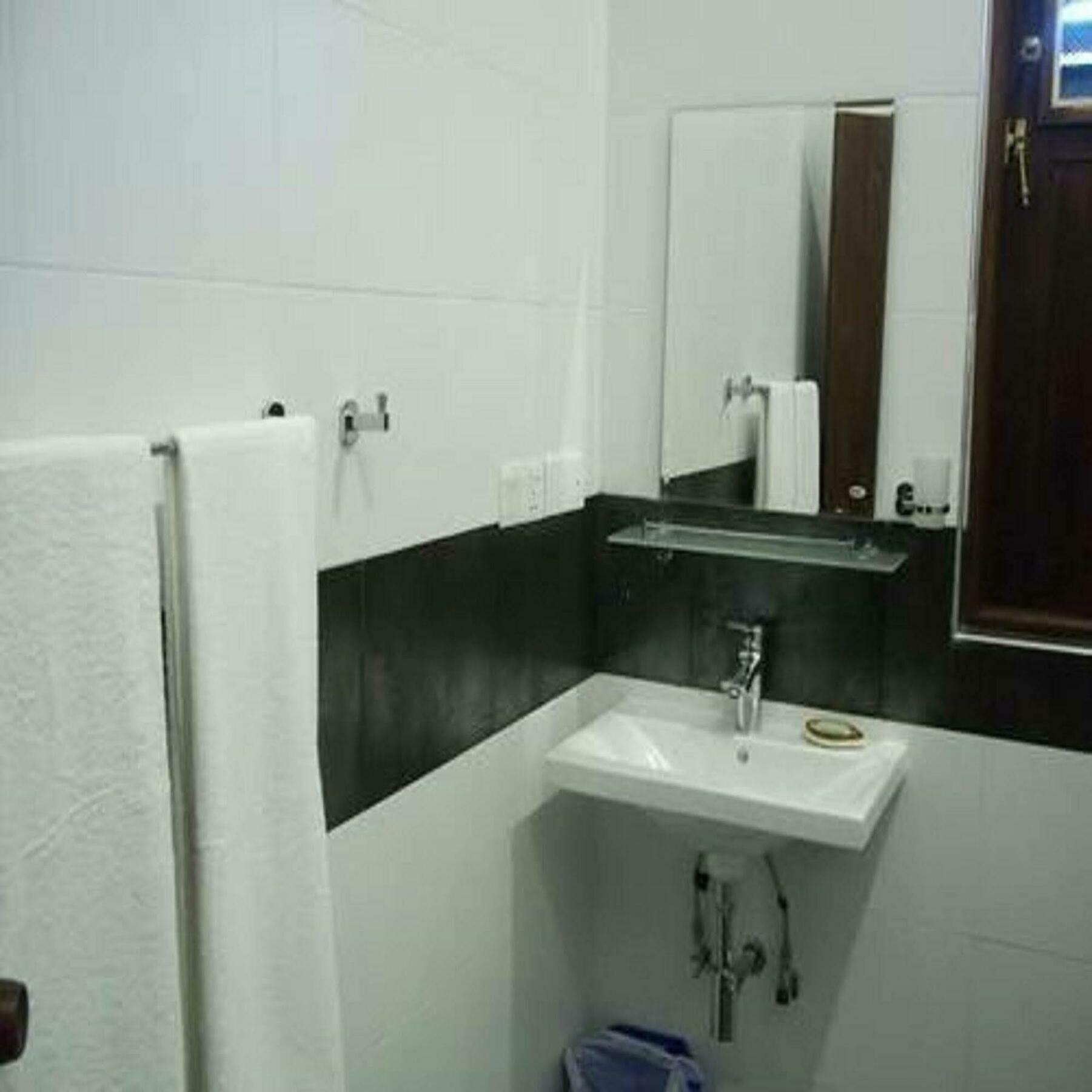 Sunrise Palace Negombo Dış mekan fotoğraf