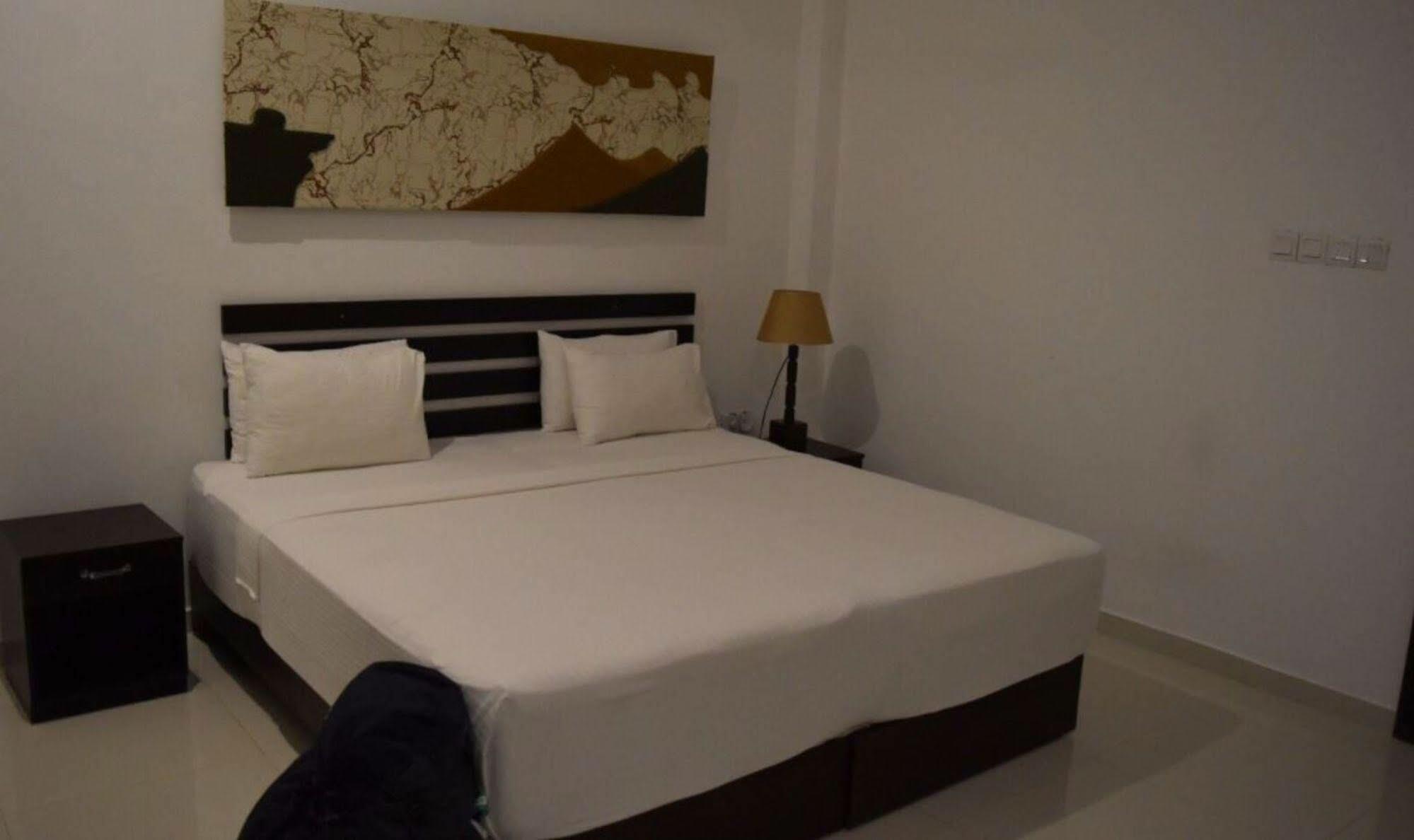 Sunrise Palace Negombo Dış mekan fotoğraf
